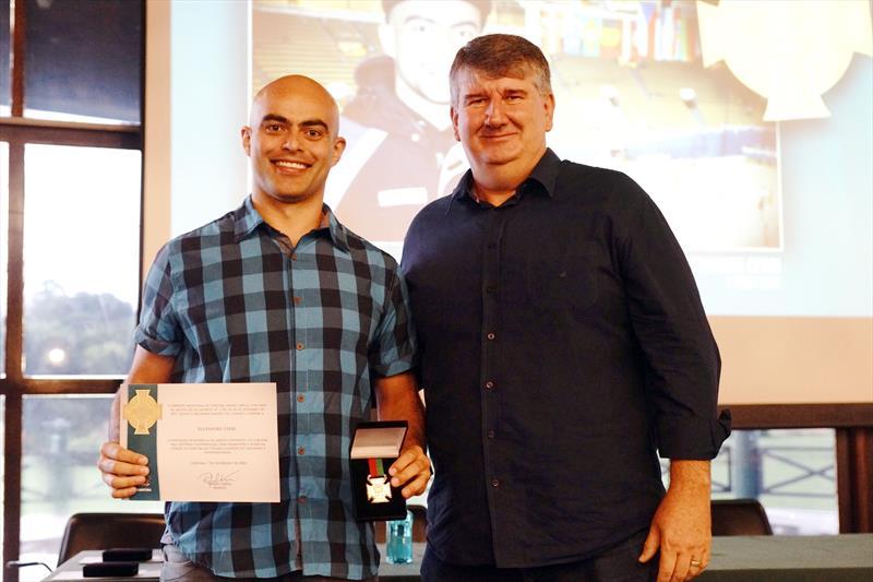 Campeão mundial de Street Luge, Alexandre Cerri conquista medalha de Mérito Esportivo de Curitiba