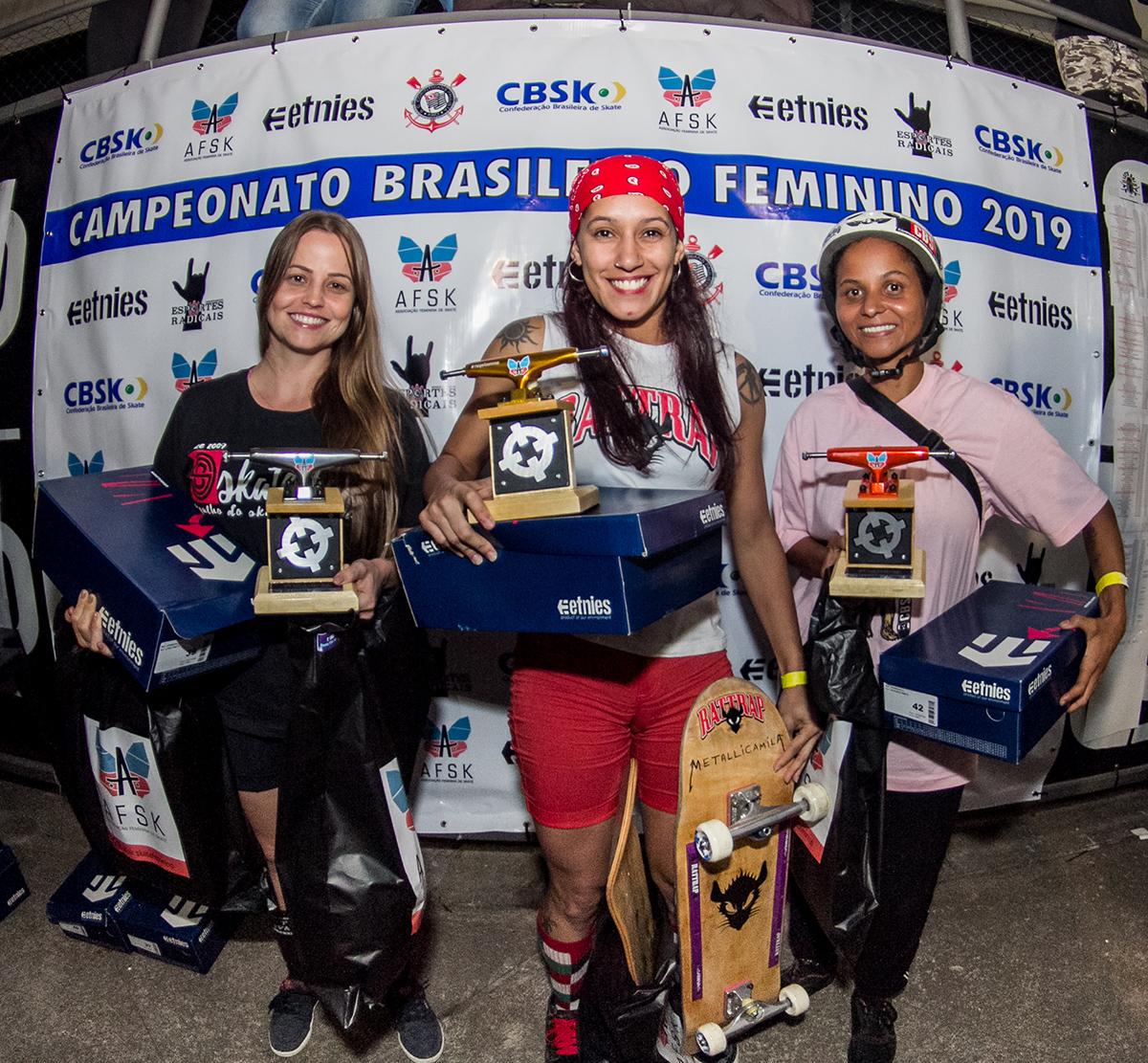 Campeãs das categorias Grand Master e Master são definidas no primeiro dia do Brasileiro Feminino de Skate